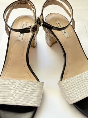 Massimo Dutti Cream and Black Textured Front-Strap Ankle-Strap Block Sandals